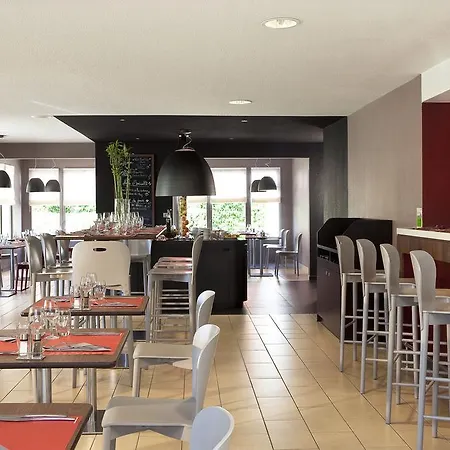 Hotel Campanile Paris Nord - Denis Centre - Grand Stade 2*